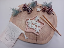 Load image into Gallery viewer, White Felt stars - loose parts EY quantities