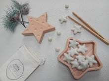 Load image into Gallery viewer, christmas star sensory play tray