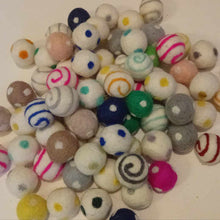 Load image into Gallery viewer, 2.5cm Jumbo Dots and Swirls Felt Balls - EY