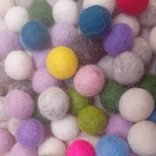 Load image into Gallery viewer, 1cm Mini Felt Balls - Mixed EY
