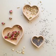 Load image into Gallery viewer, Heart Sorting Trays - Set of 3