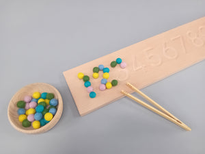 1cm mini felt balls with wooden number board