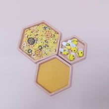 Load image into Gallery viewer, Hexagon sorting trays, loose part bees, yellow sand and bee sensory playbase