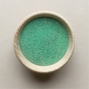Green sand for sorting or writing trays